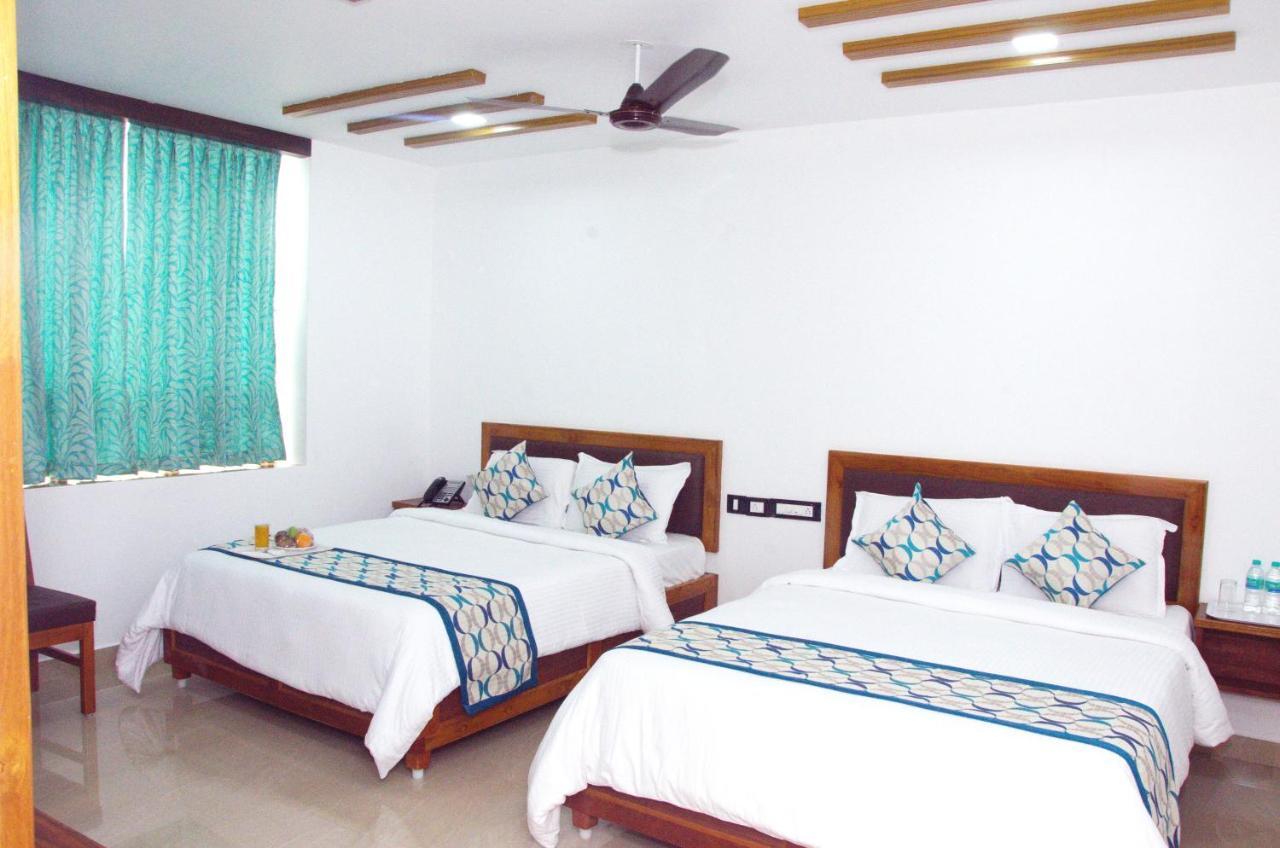 Hotel Agt Park Chennai Bagian luar foto