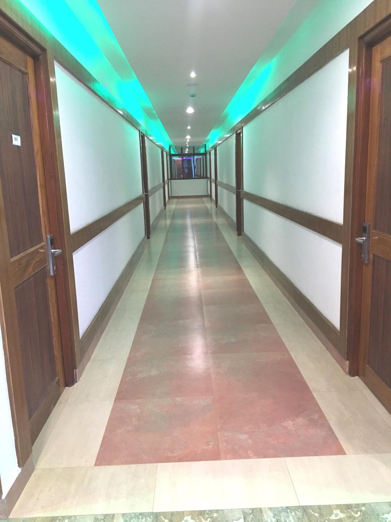 Hotel Agt Park Chennai Bagian luar foto