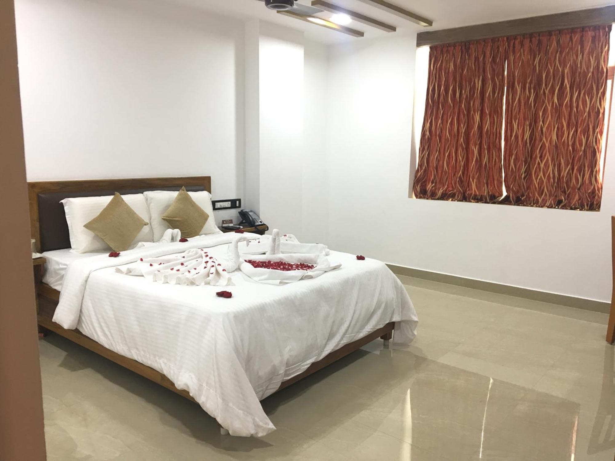 Hotel Agt Park Chennai Bagian luar foto